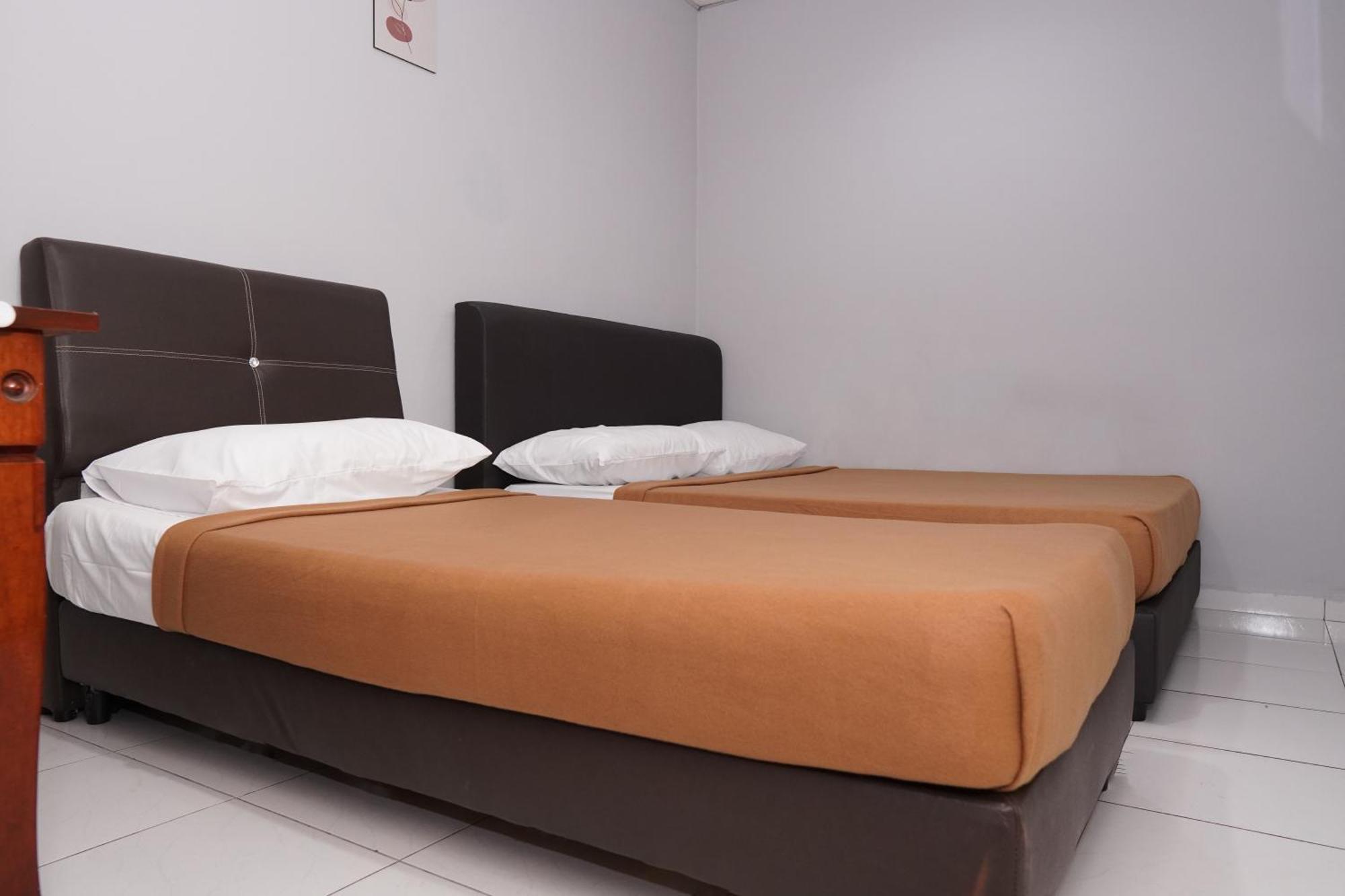 ג'והור בהרו Hotel Sixty Nine מראה חיצוני תמונה